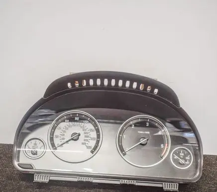 BMW 5 F10 F11 Speedometer (instrument cluster) 2207054 9255591