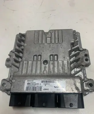 Volvo V70 Engine control unit/module 31355712