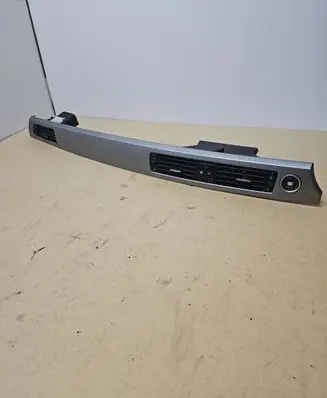 BMW 3 E90 E91 Dashboard center trim panel 52850610