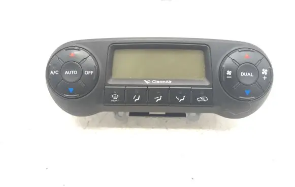 Hyundai ix35 Climate control unit 972502Y301