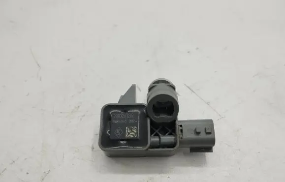 Renault Clio IV Airbag deployment crash/impact sensor 988326121R 5WK44445 280714