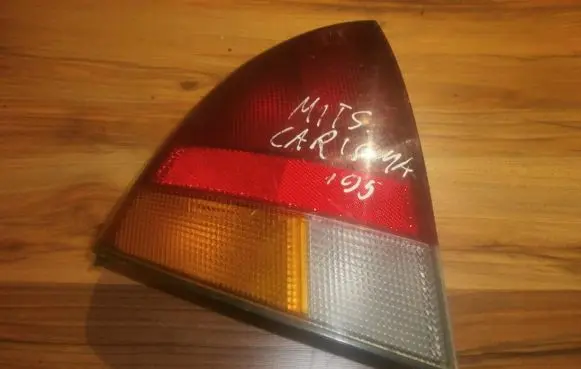 Mitsubishi Carisma Rear/tail lights
