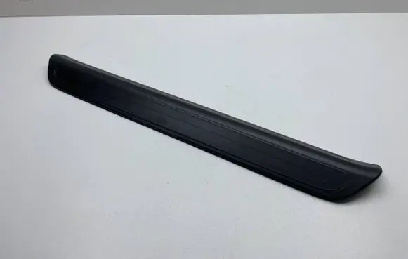 Audi Q3 8U Front sill trim cover 8U0853374B 8U0853374C