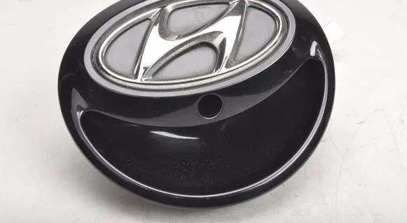 Hyundai Veloster Tailgate opening switch 