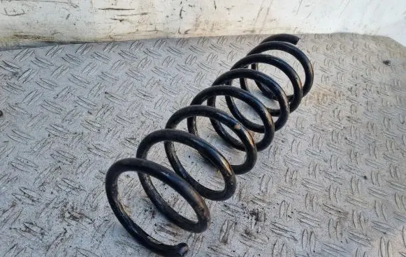 Volvo C70 Rear coil spring RA5124