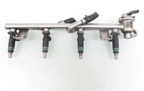 Audi A4 S4 B6 8E 8H Fuel main line pipe 0280160575 06B133551K