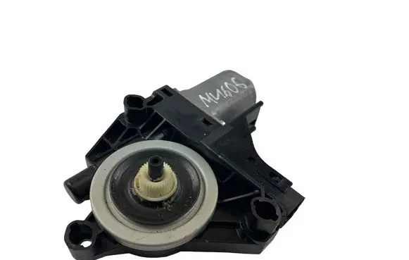 Volvo XC90 Rear door window regulator motor 966264102