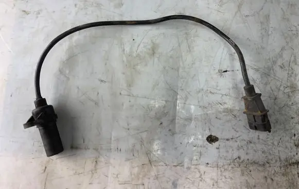 Hyundai Matrix Crankshaft position sensor 3918027000