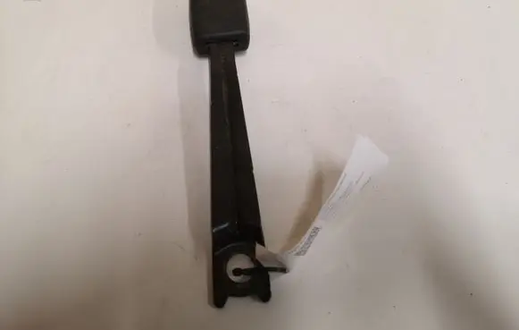 Mazda 3 I Front seatbelt buckle G3541 040320A5X