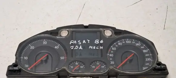 Volkswagen PASSAT B6 Speedometer (instrument cluster) 3C0920871 X0006000