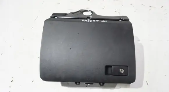 Volkswagen PASSAT CC Glove box DESKAKONSOLA