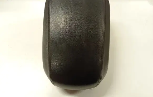 Opel Antara Armrest