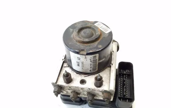 Suzuki Grand Vitara II ABS Pump 06210205794