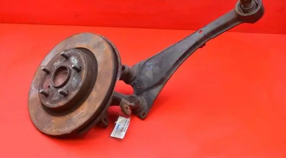 Toyota Avensis T270 Front wheel hub spindle knuckle