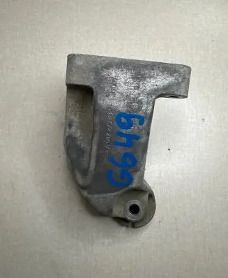 Mercedes-Benz ML W166 Engine mounting bracket A6422234304