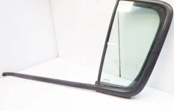 Renault Clio III Rear door window glass 43R-001099
