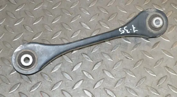 Volkswagen Golf VII Rear upper control arm/wishbone 5Q0501529C