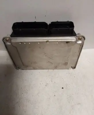 Volkswagen PASSAT B5 Engine control unit/module 038906019AJ 0281010303