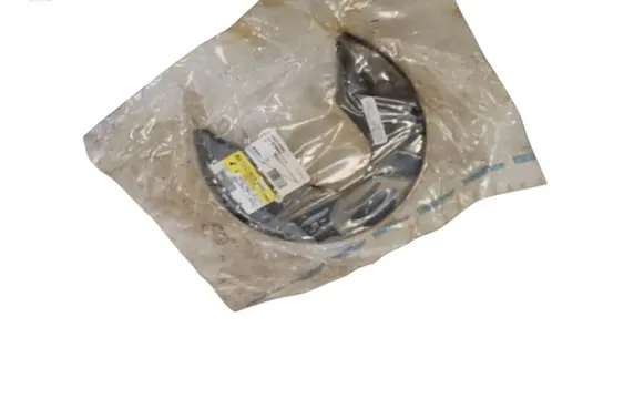 Chevrolet Camaro Front brake disc dust cover plate 92199930 GRS9295