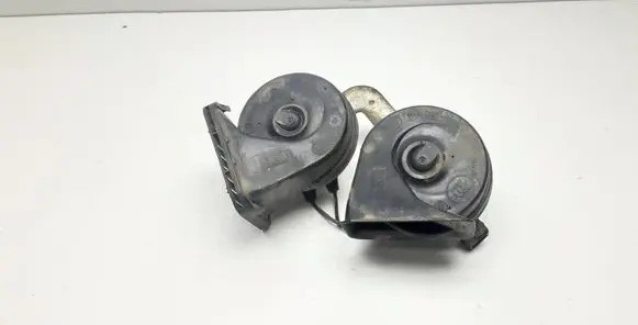 Volvo XC90 Horn signal 31111192