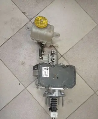 Chrysler Pacifica Brake power pressure regulator P68240033AJ 040118