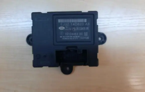 Land Rover Evoque I Door control unit/module EJ3214D620AA