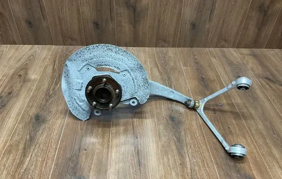 Jaguar S-Type Front wheel hub spindle knuckle 5W933K186AE