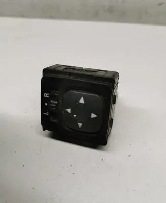 Mitsubishi Outlander Wing mirror switch 183569