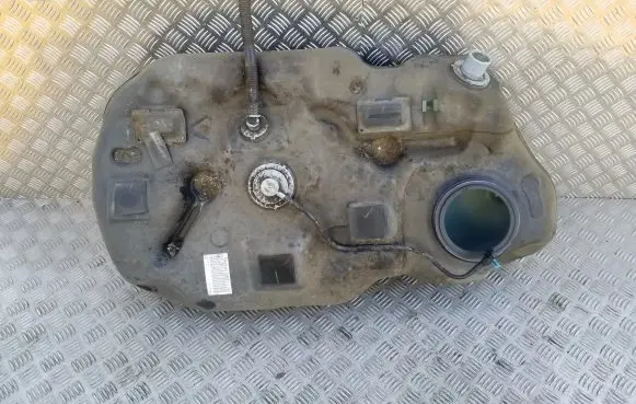Lexus CT 200H Fuel tank 7710076010