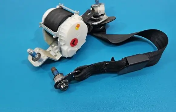 Hyundai Santa Fe Rear seatbelt 898104Z500 IMPRK1565170