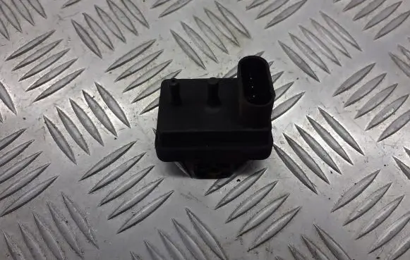 Opel Vectra C Air pressure sensor 10R-026151