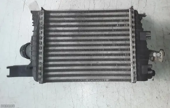 Renault Captur Intercooler radiator 144961381R