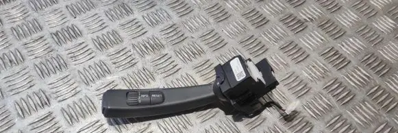 Volvo S60 Indicator stalk 31334647