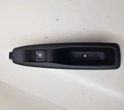 Renault Captur Electric window control switch 829614619R