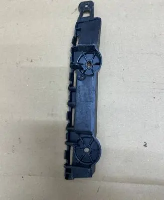 Skoda Kodiaq Rear bumper mounting bracket 565807394