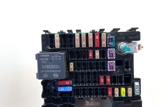 MG HS Fuse box set 10577500
