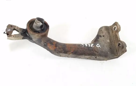 Mercedes-Benz Vito Viano W639 Rear differential/diff mount bracket A6393530695
