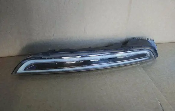 Porsche Cayenne (92A) Front indicator light 7P5941182K 0117670400028542 2BE01176704