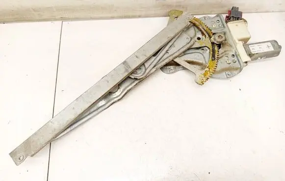 Toyota Avensis T250 Sliding door window regulator with motor 