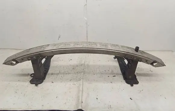 Mercedes-Benz CLS C219 Front bumper cross member