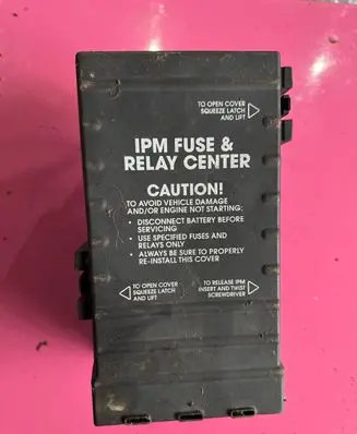 Chrysler Voyager Fuse box set 04869001AJ B07007WT