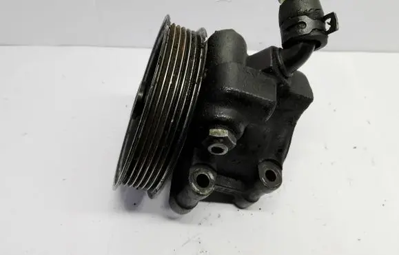 Ford Focus Power steering pump 1LD1303 HBDJC