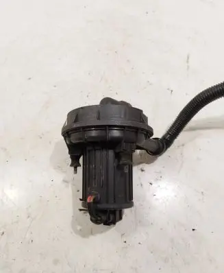 Volkswagen Golf V Secondary air pump 06A959253B 2273803