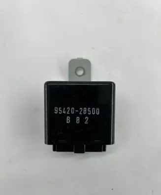 Hyundai Santa Fe Window wiper relay 954202B500