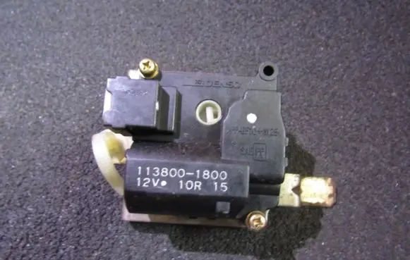 Honda Legend III KA9 Air flap motor/actuator 1138001800