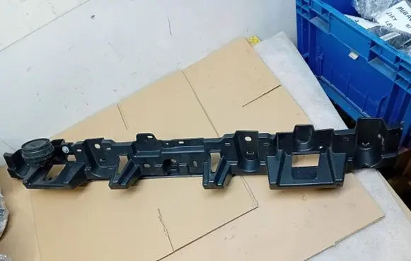 Opel Mokka B Rear bumper mounting bracket 9835238380