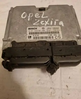 Opel Zafira A Engine control unit/module 09133269 28SA4222 0281010021