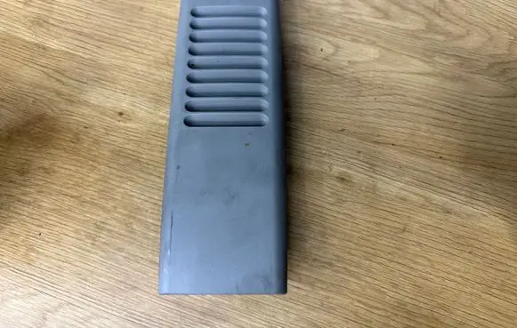 Opel Vivaro Rear air vent grill 91167485