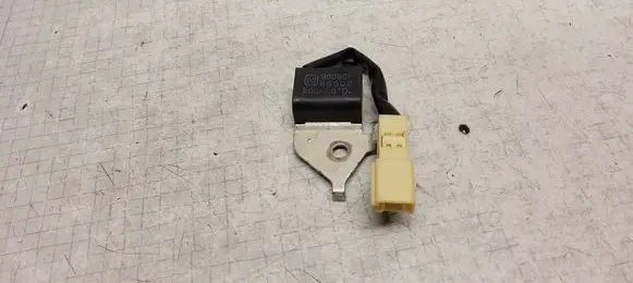 Toyota Avensis T250 Sensor 9008088002