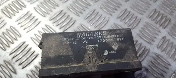 Renault Laguna I Glow plug pre-heat relay 7700863626